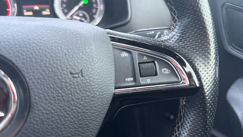 Skoda Karoq 1.5 TSI Sport Line 5dr DSG Petrol Estate